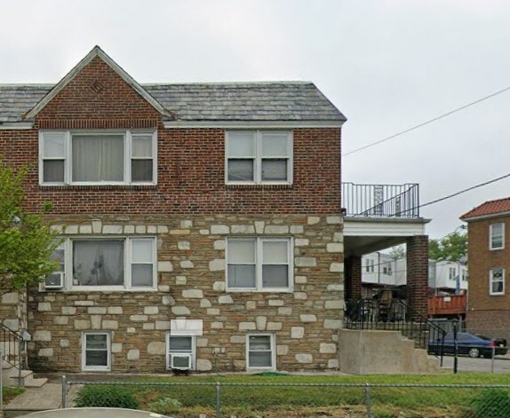 Unit 2 - 4844 Bingham St Unit 2