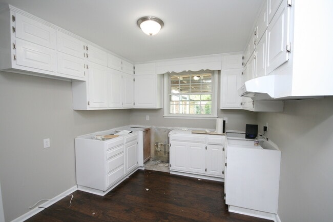 Photo - 4300 Force Dr NW House