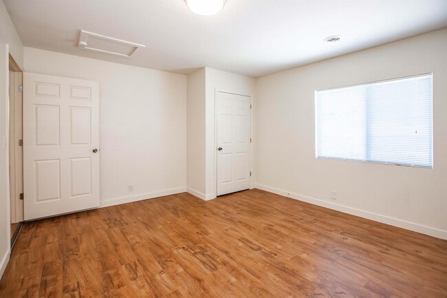 Photo - 1504 Hartford Rd