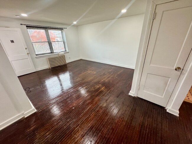 Photo - 69 Sayers Ave Unit First Floor