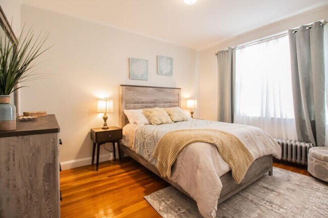 Photo - 2 bedroom in Brookline MA 02446 Unit 4