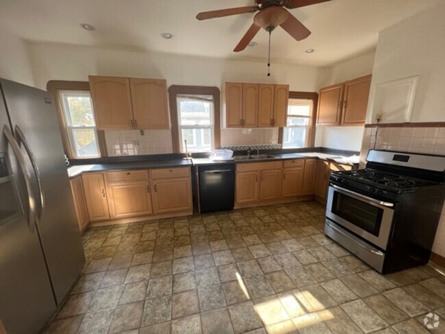 Building Photo - 55 Kenmere Rd Unit 55 Kenmere Rd Rental