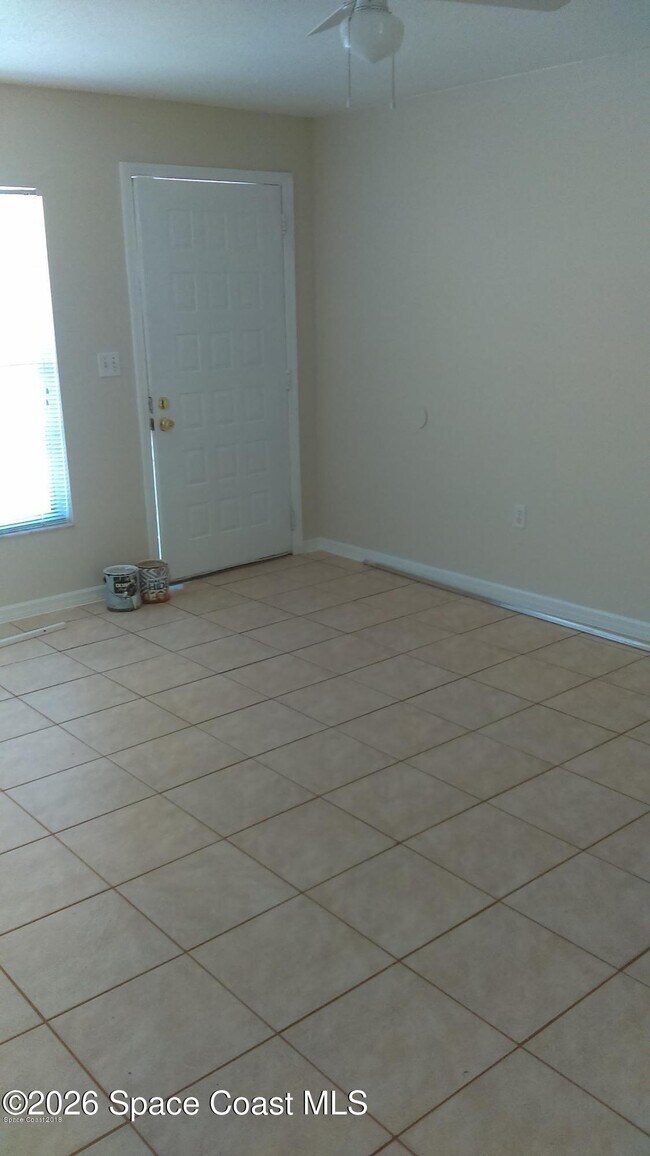 Photo - 412 Country Ln Dr
