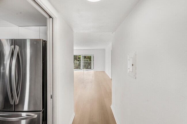 Photo - 200 E Royal Palm Rd Unit 2030