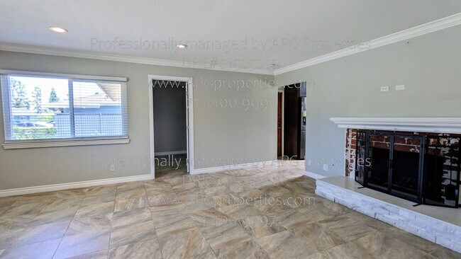 15068 Mountain Spring St