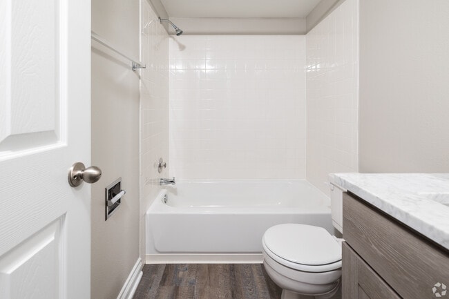 Baño - Lake View Shores Apartments