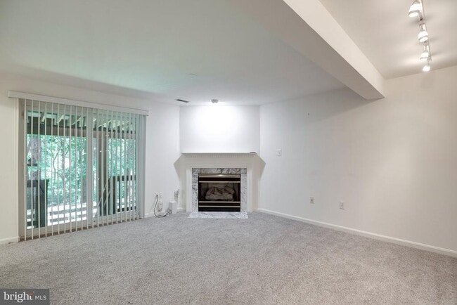 3105 Sutherland Hill Ct