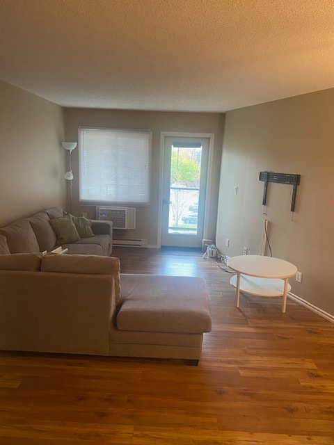 Photo - 215-215 Greenway Crescent W