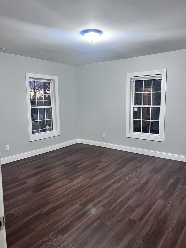 Bedroom 1 - 1100 Main St Apartments Unit 3