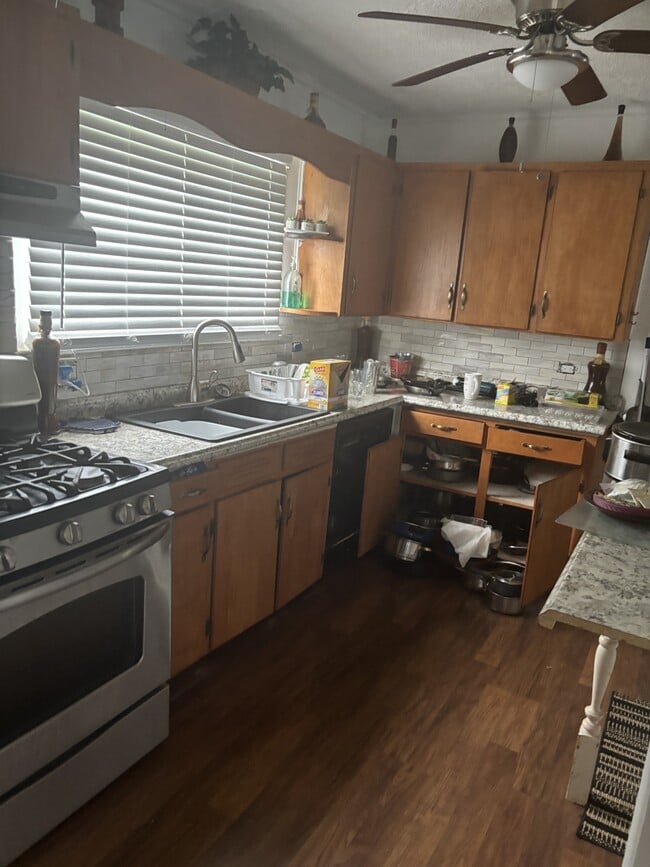 Photo - 1016 East Ave SE