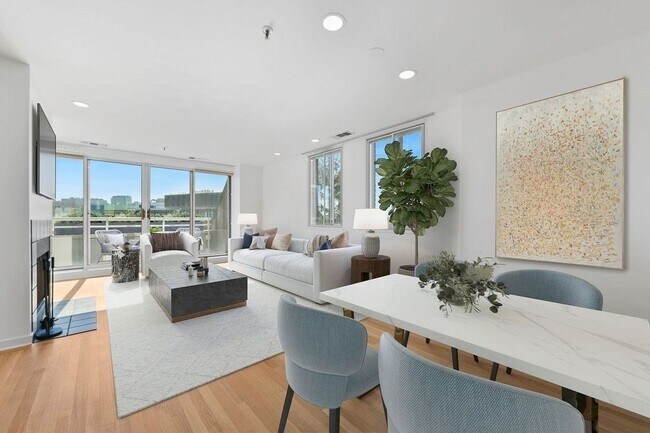 Photo - 4 Canal Park Unidad 701