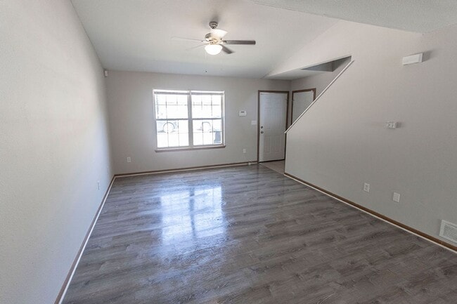 Photo - 1505-1507 Bodie Dr. Unidad 1507 Bodie Dr