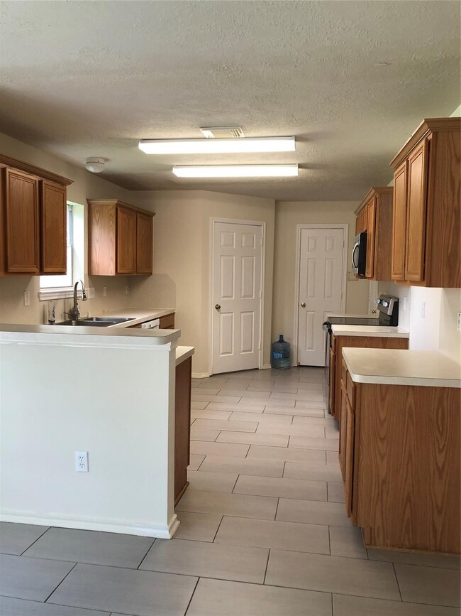 Photo - 22522 Holly Lake Dr