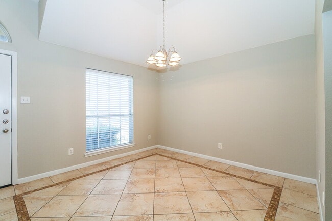 Photo - 1000 Chelsea Dr