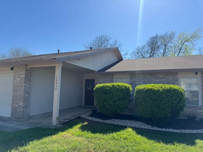 Photo - 3 Bed / 2 Bath – Updated Home with Fireplace & Large Backyard