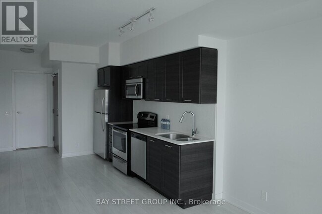 Photo - 2200 Lake Shore Blvd W Unit 718