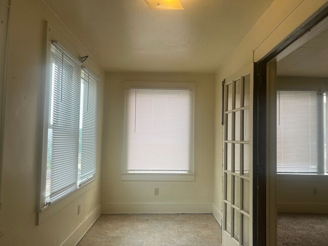 Photo - 311-313 Fourth Street Unidad 311