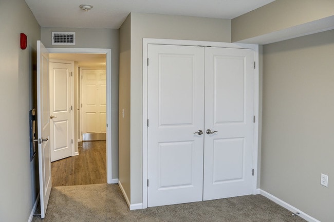 Photo - Pebblecreek Crossing