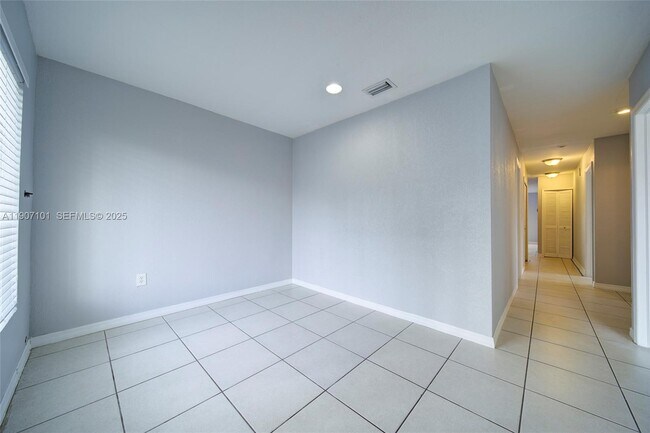 Photo - 10450 SW 172nd St Unit 10452