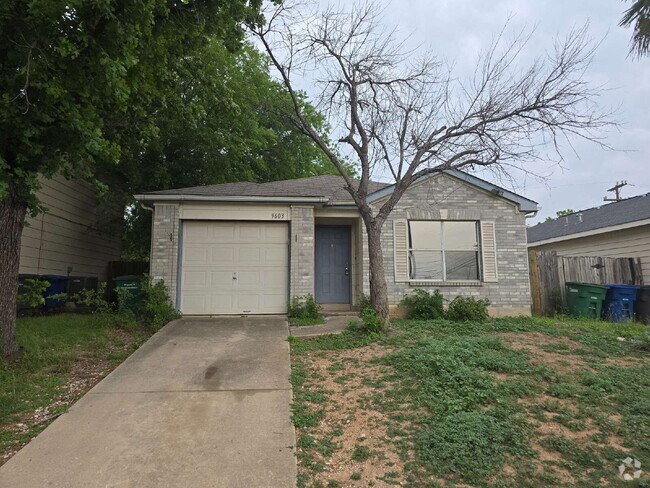 Building Photo - "Charming 3-Bedroom Sanctuary in San Anton... Rental
