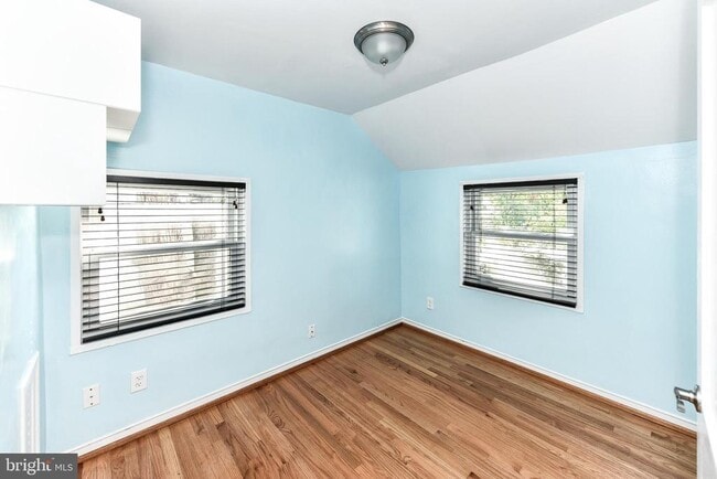 Photo - 1028 S Edison St