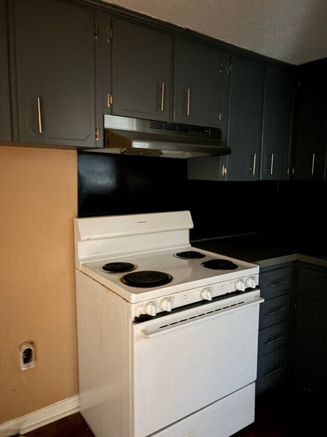 Photo - 1900 Lyle Dr Unit 1902