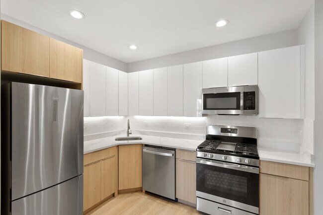 Photo - 7383 N Damen Ave Unit 3E