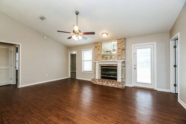 Photo - 641 Charles Pinckney St