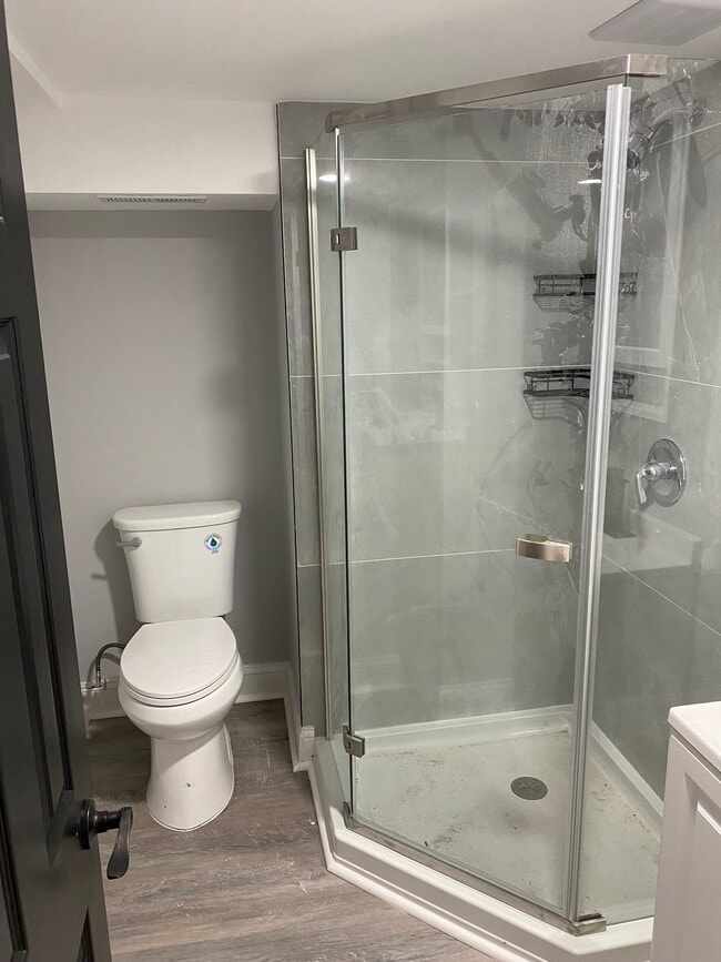 Photo - 2848 Edgecombe Cir S