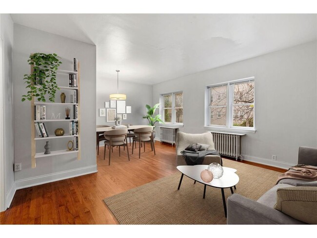 Building Photo - 3142 W Bde Maka Ska Blvd Unit 108