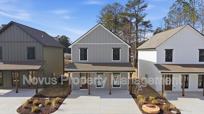 Building Photo - 107 Burns Rd