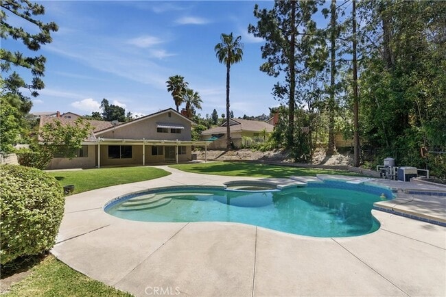 Photo - 5415 E Willowick Cir