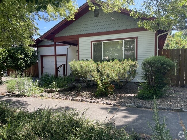 Building Photo - 1388 Mill Pond Rd Rental