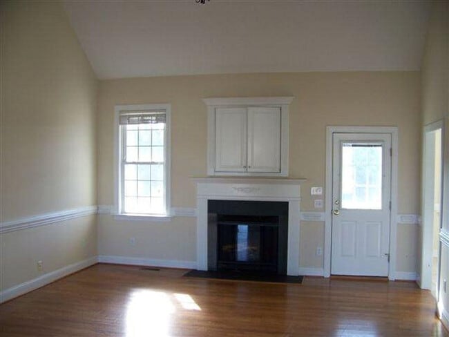 Photo - 3709 Stonehenge Ln W