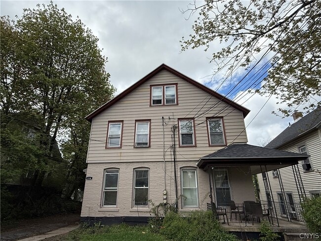 Building Photo - 116 Alice Ave