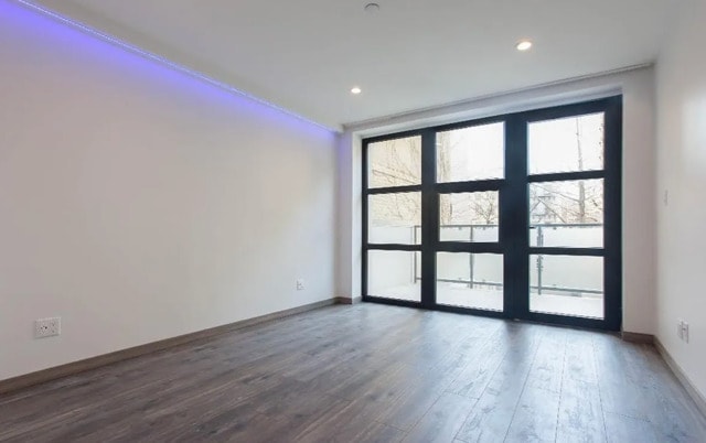 Photo - 222 E 7th St