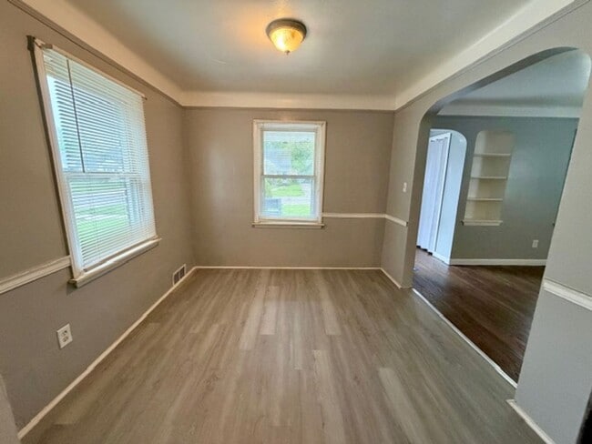 Photo - 2 Bedroom 1 Bath House For Lease