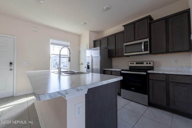 Photo - 513 Spanish Oaks Way