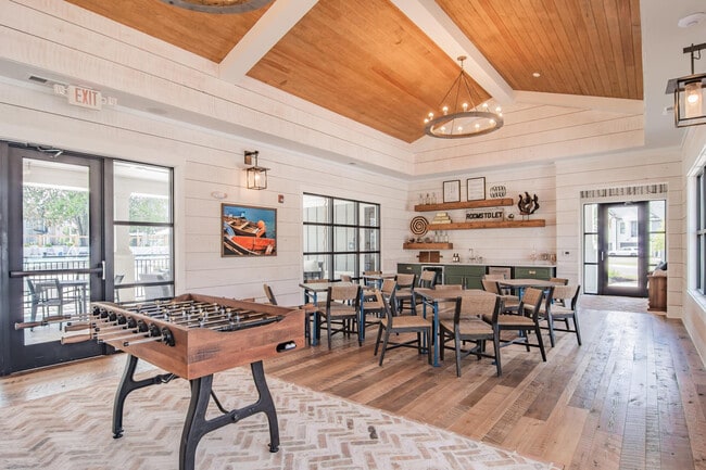 The Heron at River Island apartments — community photo