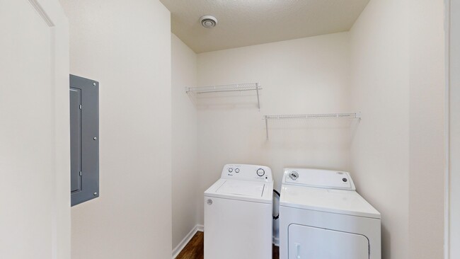 Photo - Grayhawk Apartments