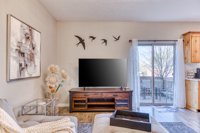 Photo - 4335 N 2nd Way