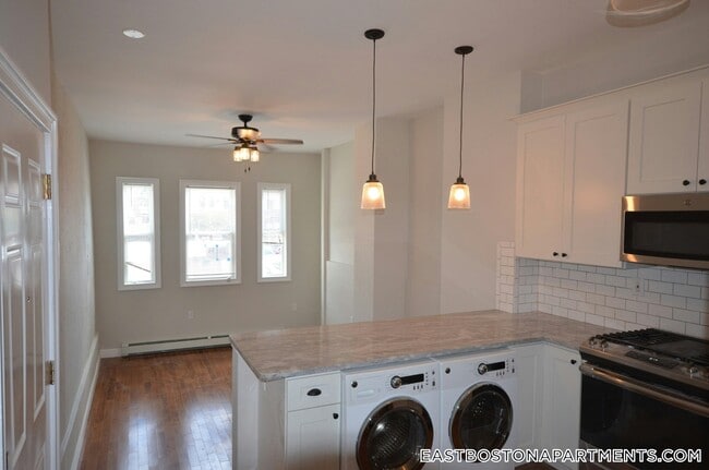 Photo - 12 Chelsea St Unit 1