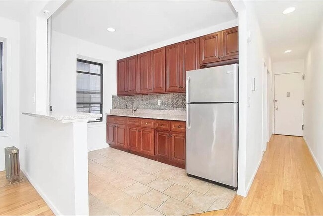 Photo - 501 W 135th St Apartment