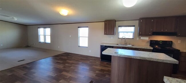 Photo - 10616 Doyle Rd