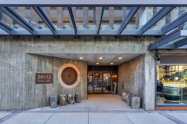 Photo - Ashlu Apartments