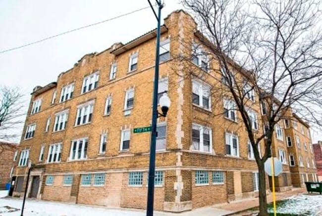 701 S Karlov
