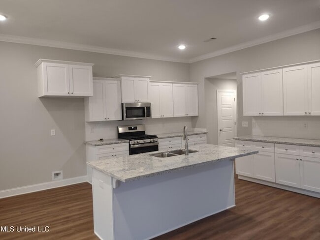 Photo - 620 Westfield Dr
