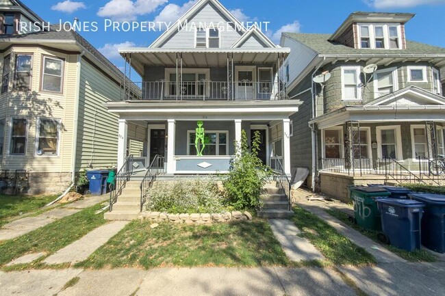Building Photo - 374 Breckenridge St Unit Apt. B