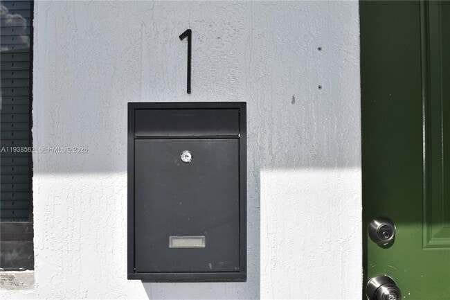 Photo - 900 NW 8th Ave Unit 1