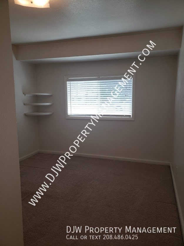 Photo - 624 W Linden St